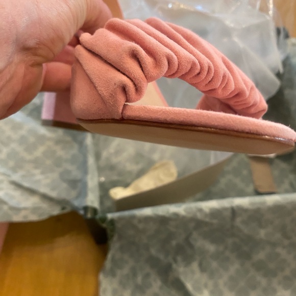 Kate Spade Pink Suede Mona Block Heel New in Box size 9 - Picture 7 of 13